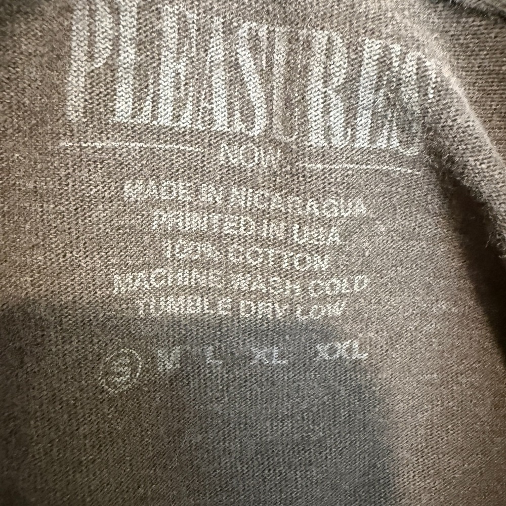 Pleasures Blurry Tee Shirt‎ Womens Small Black Red Crewneck Tshirt - Picture 7 of 7